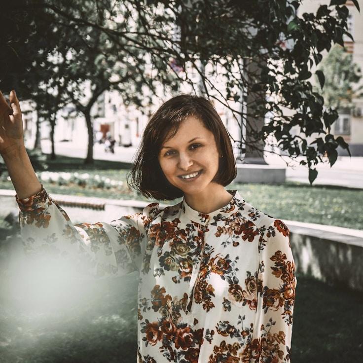 Portrait of Mira meditation instructor